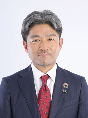 手塚正彦氏(300×400)